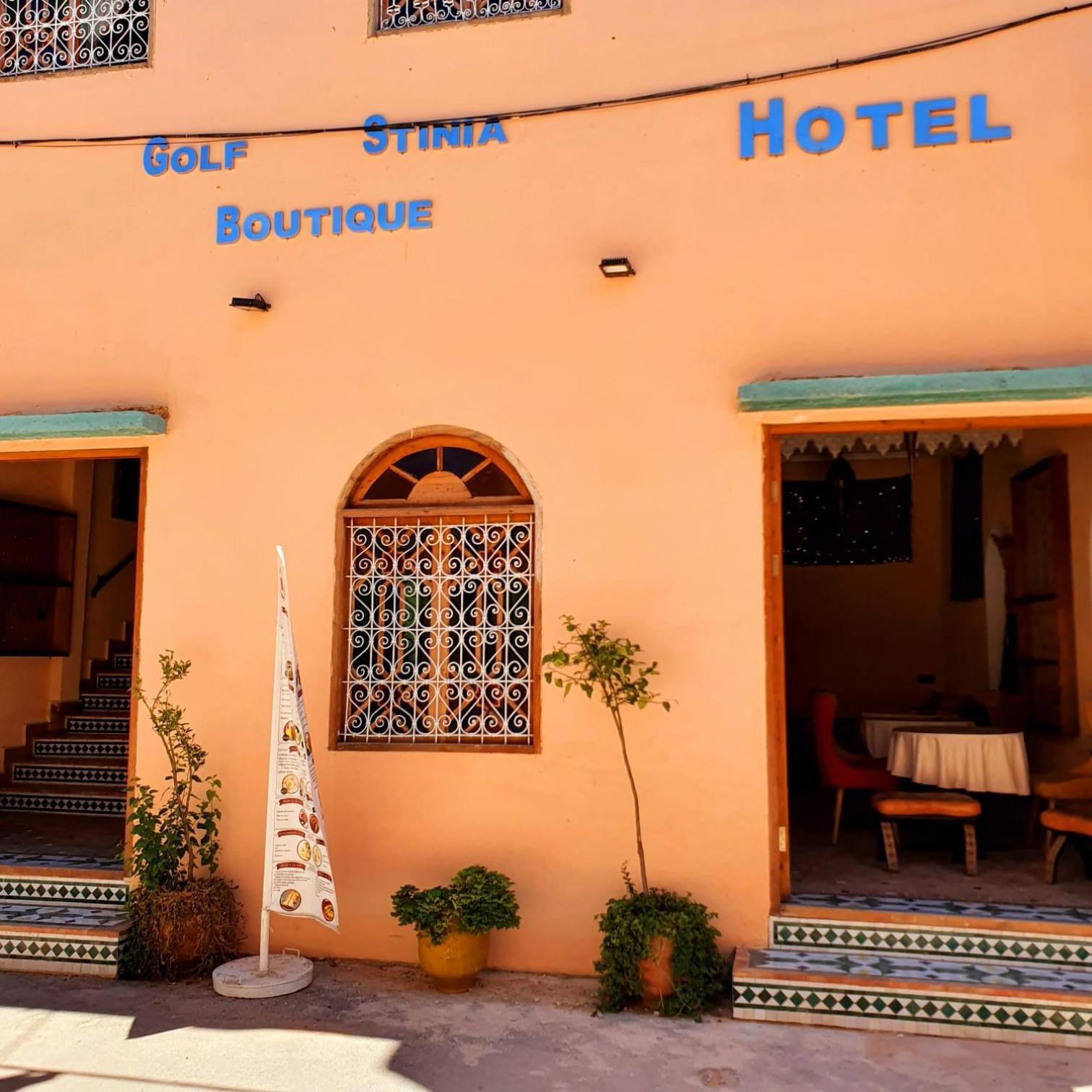 Riad Golf Stinia 2 مكناز المظهر الخارجي الصورة